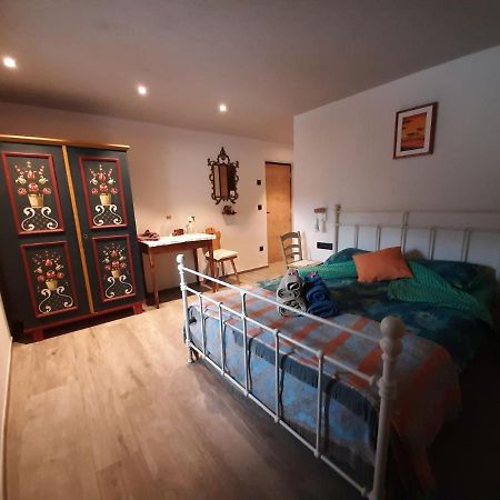 Bed and Breakfast Haus Fels Sluderno Exterior foto