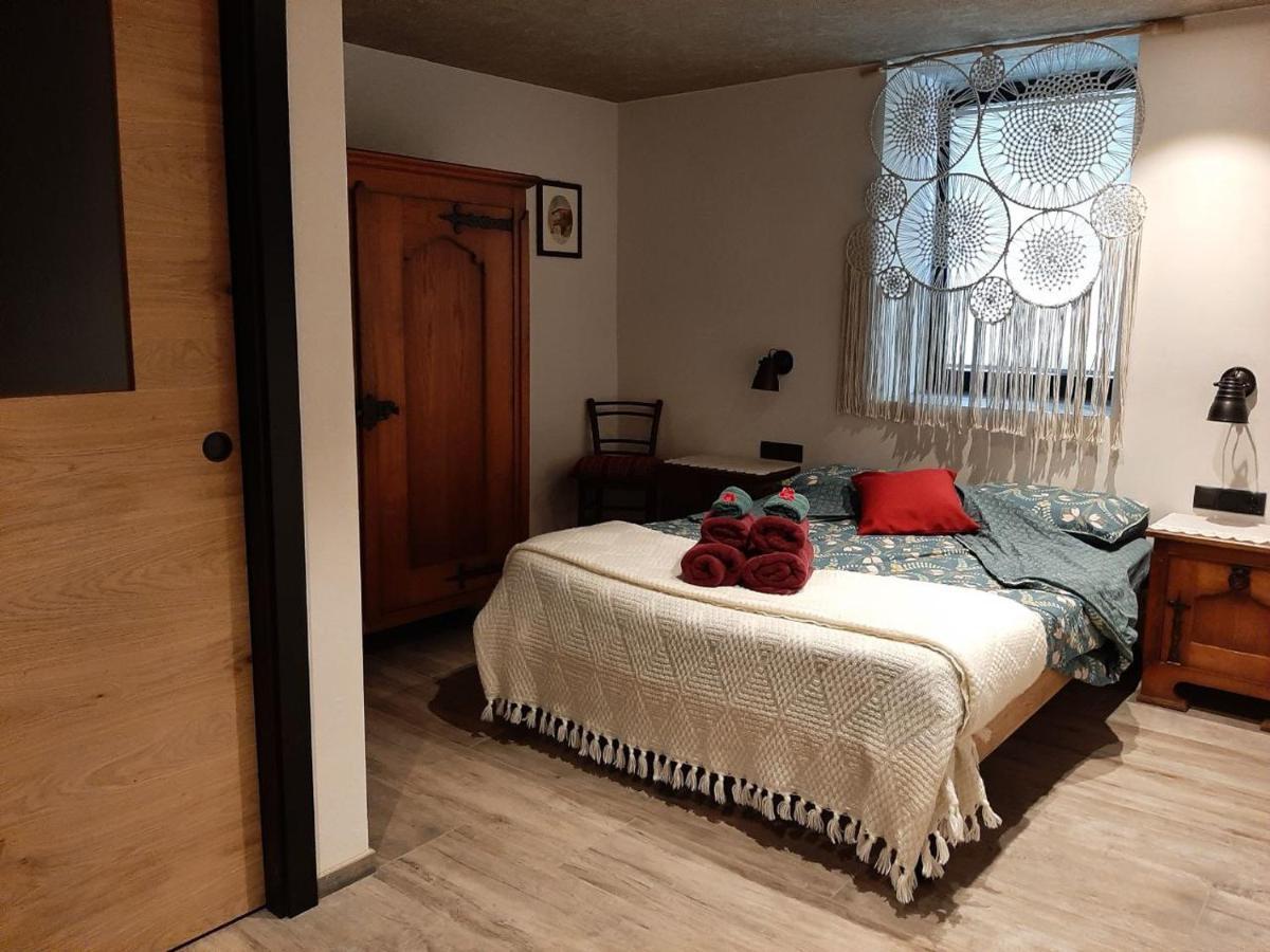 Bed and Breakfast Haus Fels Sluderno Exterior foto